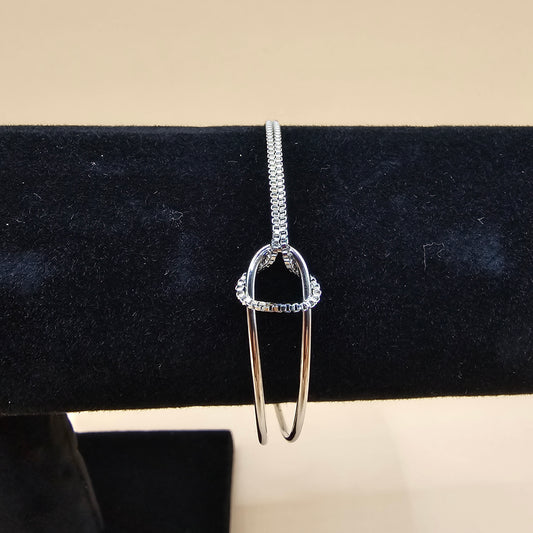 Zilveren assymetrische armband - FutureStoreNL